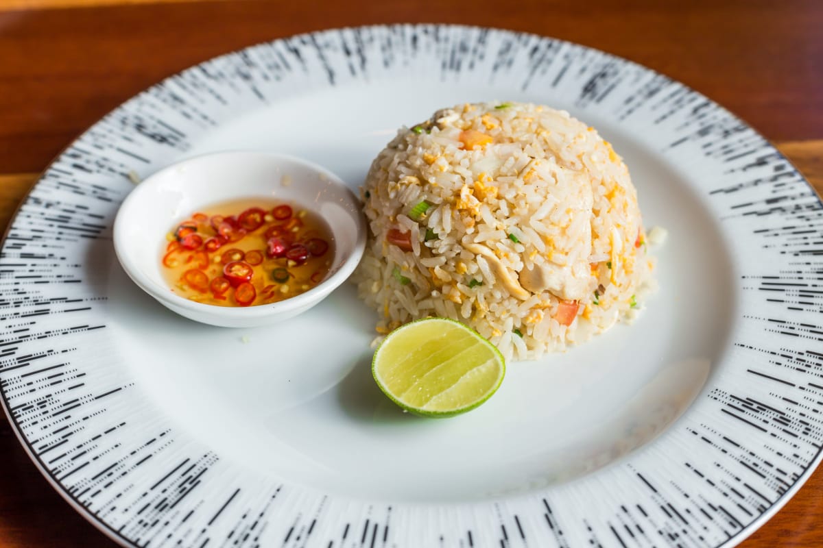 Khao Pad Gai, riz frit thaïlandais au poulet