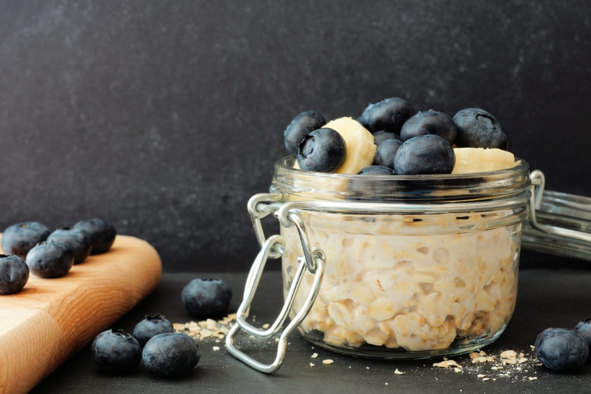 Overnight oats aux myrtilles et banane