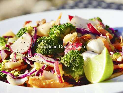 Salade alcaline : fruits, légumes de saison, oléagineux