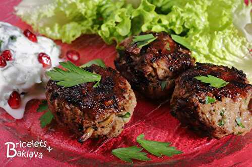 Les Keuftés, boulettes de viande grillées