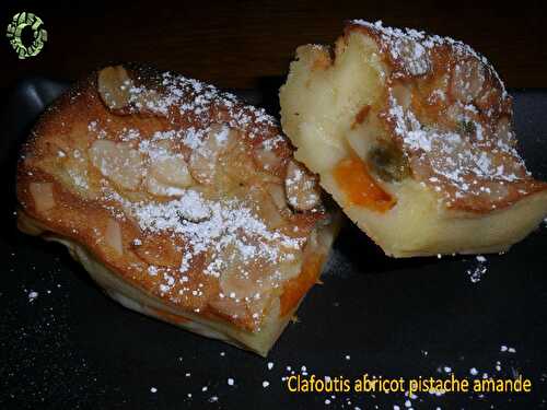 Clafoutis abricots, pistache et amandes