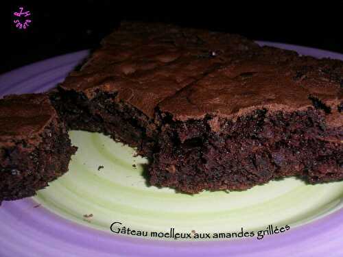 Gâteau moelleux aux amandes grillées