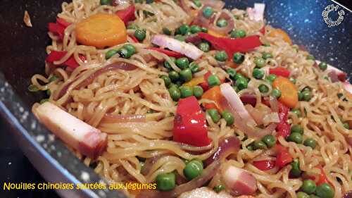 Nouilles chinoises sautées aux légumes