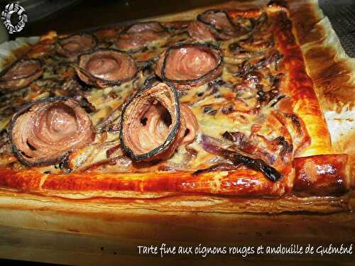 Tarte fine aux oignons de Roscoff et andouille de Guéméné