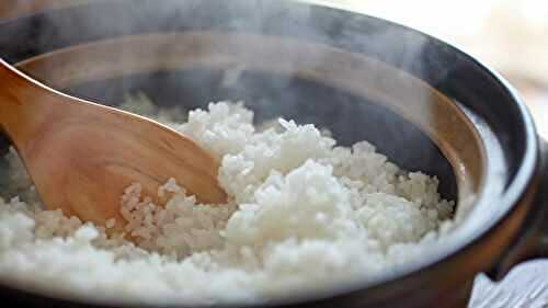 Méthode de cuisson pour un riz moins calorique : la technique révélée !