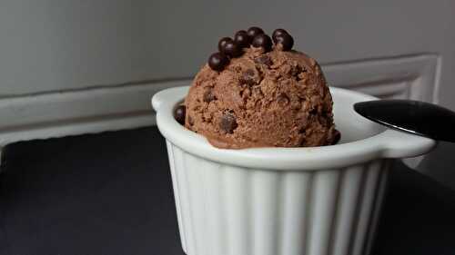 Glace au chocolat - toute simple - sans oeuf - sans sorbetière