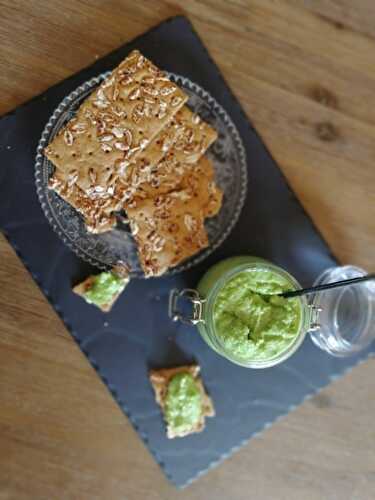 Petits poiscamole  au parmesan