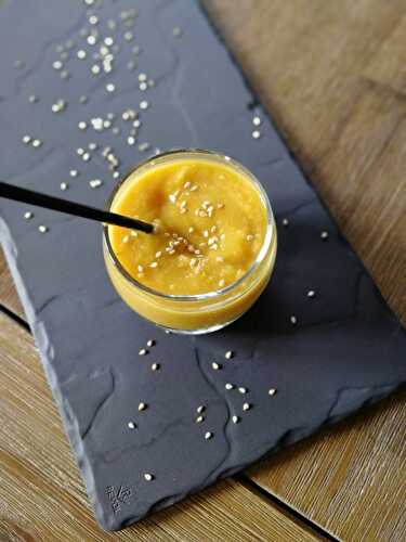 Soupe de lentilles corail, carottes et curry