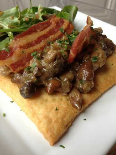 Tarte fine aux champignons et lard