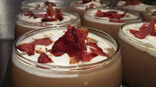 Velouté de châtaignes, bacon fumé et crème parfumée à la vanille