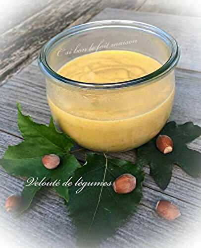 Velouté de légumes à la charcuterie