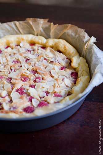 Tarte feuilletée framboises & amandes