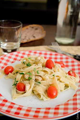 Spaghetti in Garlic Gravy with Herbs and Lemon Marinated Chicken and Cherry Tomatoes