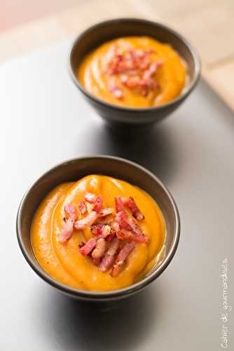 Purée de potiron & panais, allumettes de lardons grillées