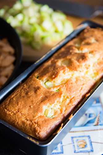 Cake courgettes amande poulet