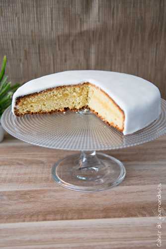 Gateau lemon curd et pate à sucre