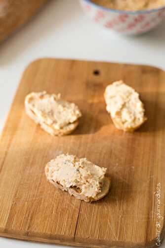 Tartinade de poulet et fromage frais aux herbes