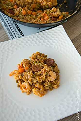 Paella aux crevettes et au chorizo