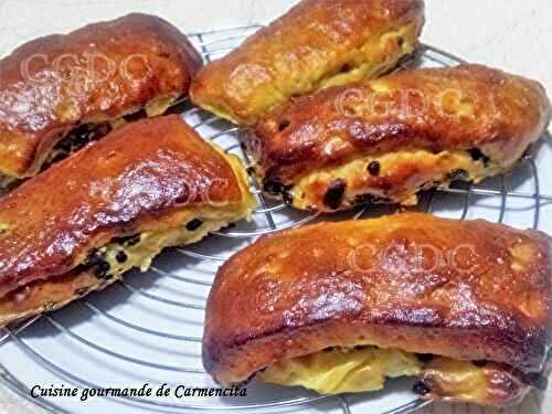 Brioches suisses aux raisins