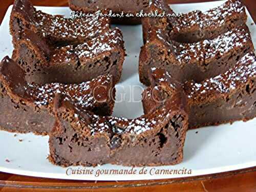 Gâteau fondant au chocolat noir 