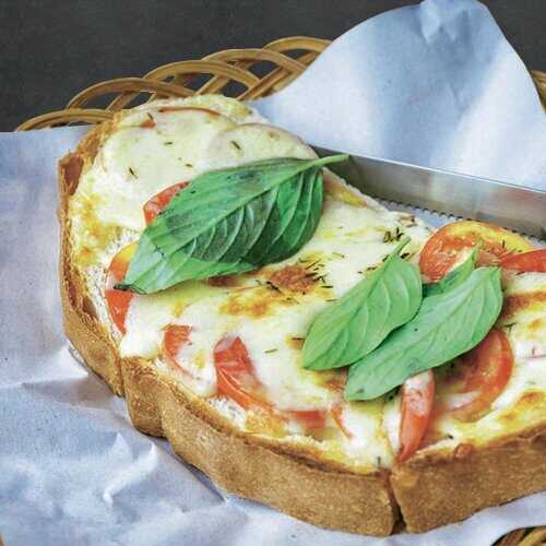 Brushettas aux tomates et mozzarella