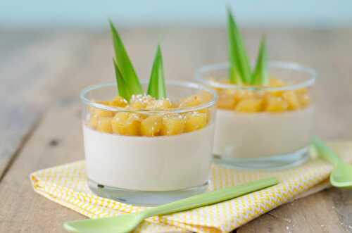 Panna cotta à l'ananas et citron vert