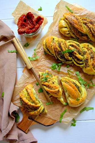 Brioches tressées au pesto de basilic