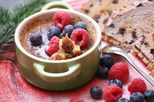 Crèmes brûlées aux fruits rouges