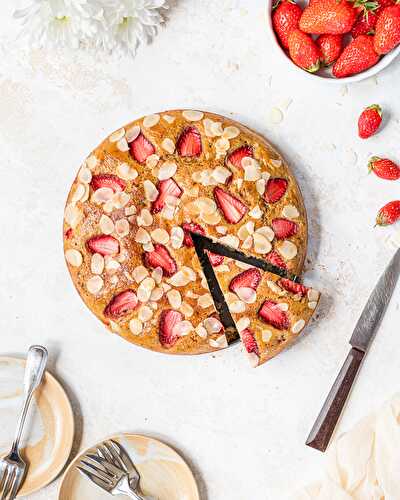 Gâteau moelleux aux fraises