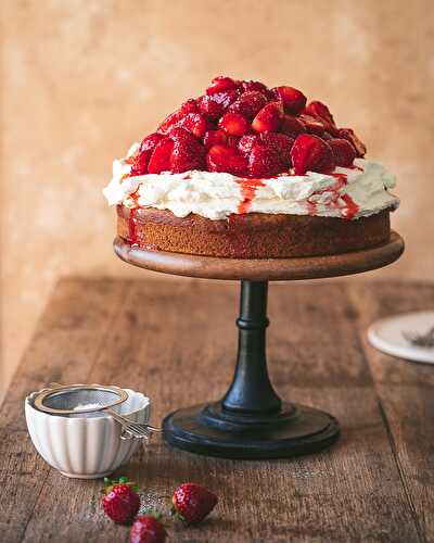 Gâteau à la vanille, chantilly au mascarpone & fraises