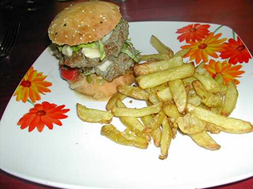 Hamburger maison au fromage de chèvre