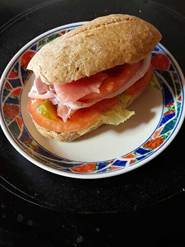 Sandwich au fromage de chèvre