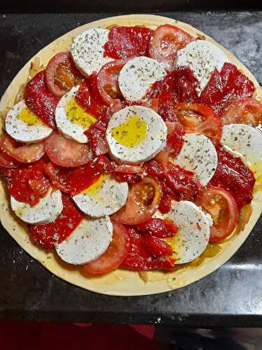 Tarte fine tomate chèvre