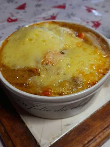 Soupe gratinée au fromage