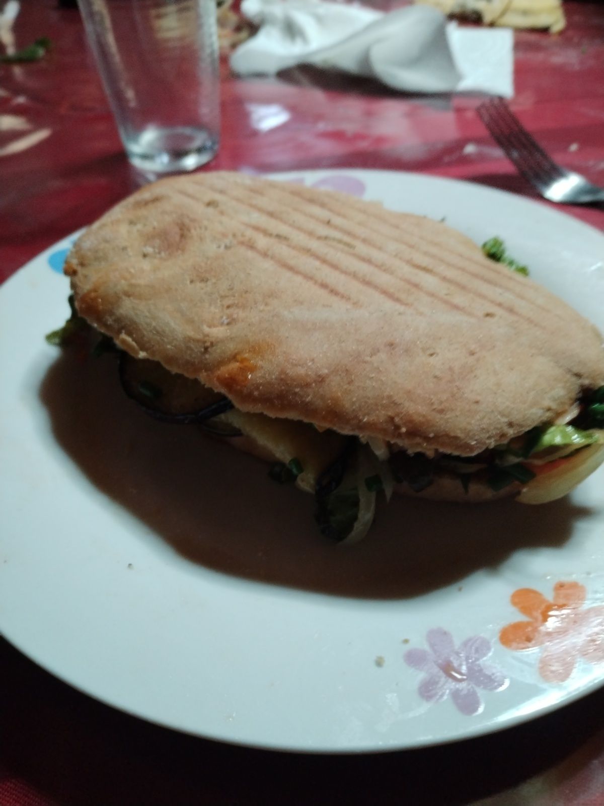 Paninis aubergine