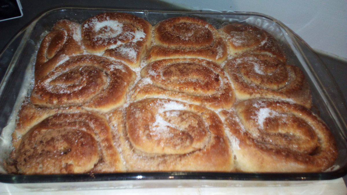 Brioche roulée à la cannelle (cinnamon rolls)