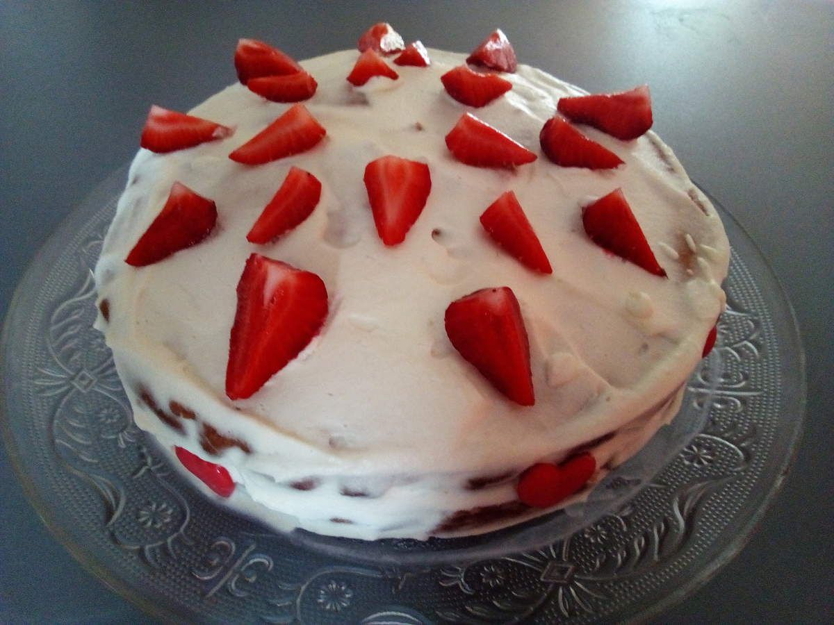 Gâteau aux fraises, crême pâtissière et chantilly