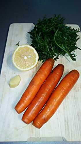 Jus de fanes de carottes, carottes, gingembre et citron