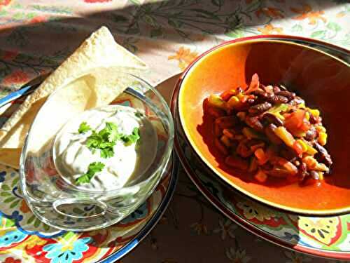 Veggie Chili et dip au fromage blanc