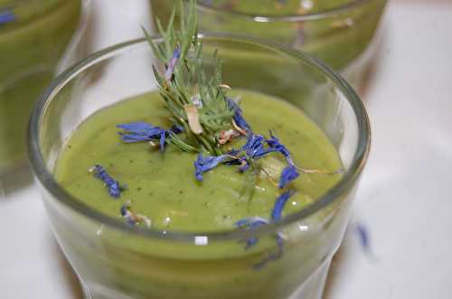 Soupe froide courgette et petit pois de Roman.