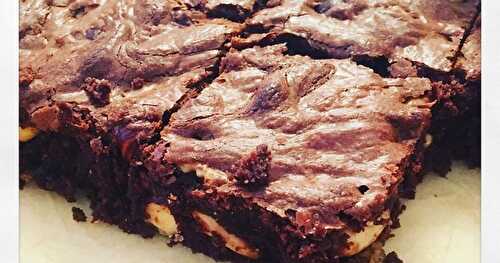 Brownie au chocolat et mélange de noix ( sans produit laitier)