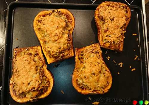 Courge butternut farcie bœuf, châtaignes, lardons