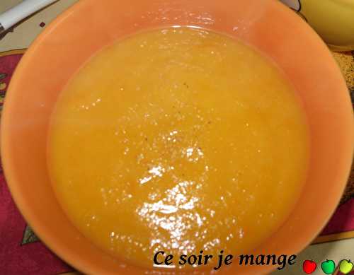 Soupe de légumes (carottes, poireau, patate douce, pomme de terre)