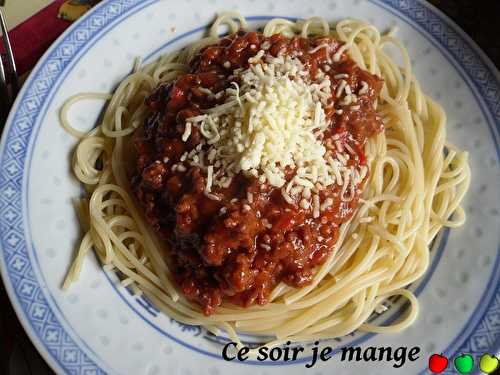 Spaghettis à la sauce bolognaise