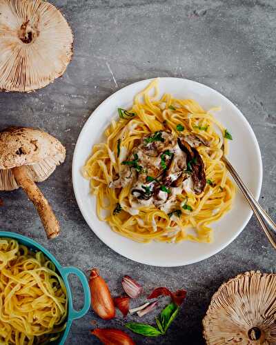 Fettucinis aux coulemelles et basilic