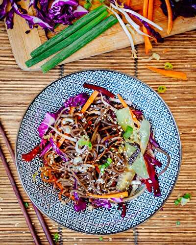 Salade de nouilles soba