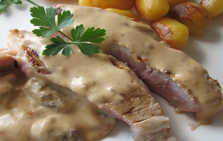 Côtes de veau aux morilles et à la crème