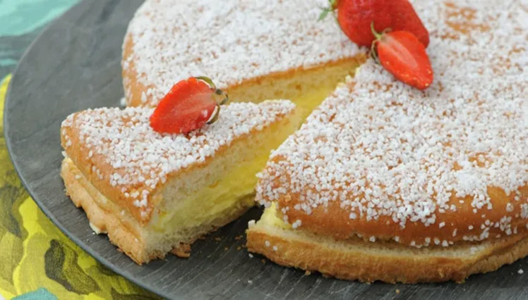 Gâteau à la crème pâtissière