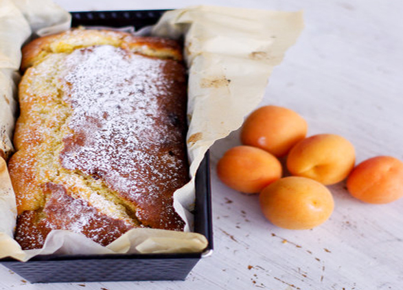 Gâteau aux abricots fondant