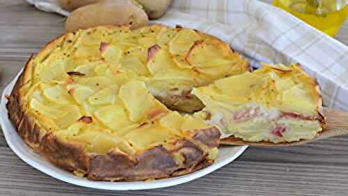 Gâteau invisible aux pommes de terre à la mozzarella et au jambon